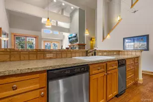 39 Palisades Dr, Kirkwood, CA 95646 - Photo 12