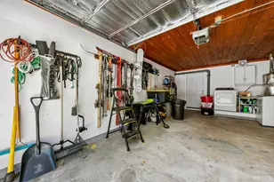 890 Tanglewood Dr, South Lake Tahoe, CA 96150 - Photo 30
