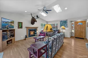 1762 Arrowhead Ave, South Lake Tahoe, CA 96150 - Photo 4