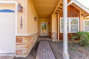 1267 Pyramid Cir, South Lake Tahoe, CA 96150 - Photo 6