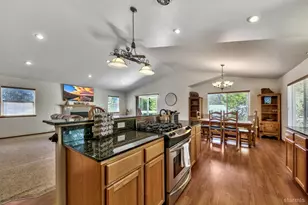 1982 Cherokee St, South Lake Tahoe, CA 96150 - Photo 10