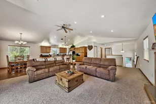 1982 Cherokee St, South Lake Tahoe, CA 96150 - Photo 4