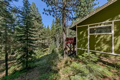 1418 Skyline Drive, South Lake Tahoe, CA 96150 - Photo 22