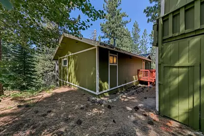 1418 Skyline Drive, South Lake Tahoe, CA 96150 - Photo 18