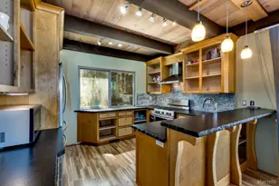 2031 Venice Dr, South Lake Tahoe, CA 96150 - Photo 10