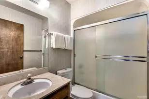 2031 Venice Dr, South Lake Tahoe, CA 96150 - Photo 18