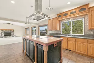 719 Whitney Dr, South Lake Tahoe, CA 96150 - Photo 18