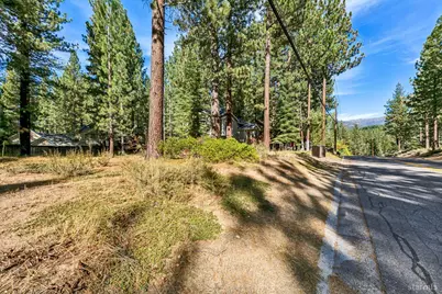 1239 Golden Bear Trail, South Lake Tahoe, CA 96150 - Photo 4