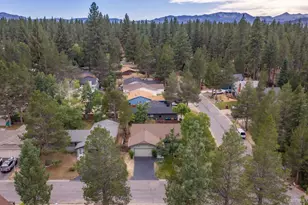 1386 Friant Dr, South Lake Tahoe, CA 96150 - Photo 38