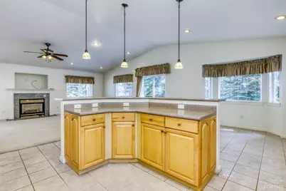 1556 Ojibwa Street, South Lake Tahoe, CA 96150 - Photo 14