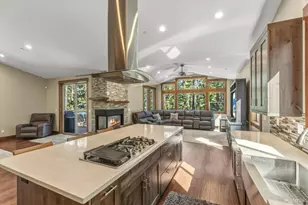 705 Tata Ln, South Lake Tahoe, CA 96150 - Photo 8