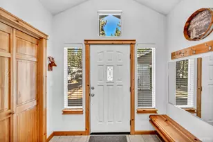 710 Julie Ln, South Lake Tahoe, CA 96150 - Photo 16