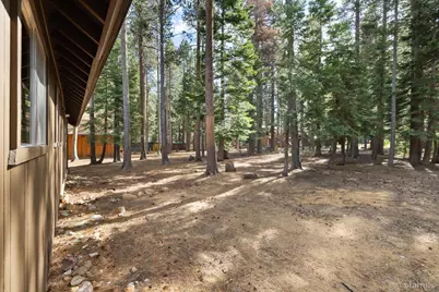 620 Tehama Drive, South Lake Tahoe, CA 96150 - Photo 30