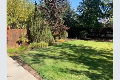 61266 Bighorn Ct, Bend, OR 97702 - Photo 2