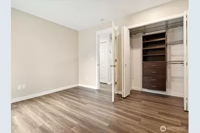 1112 Bellefield Park Ln, Bellevue, WA 98004 - Photo 14