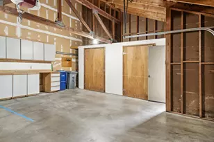 1112 Bellefield Park Ln, Bellevue, WA 98004 - Photo 24