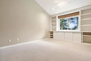 1112 Bellefield Park Ln, Bellevue, WA 98004 - Photo 16