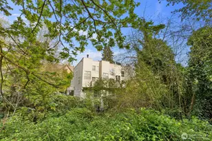 10237 SE 3rd St, Bellevue, WA 98004 - Photo 30