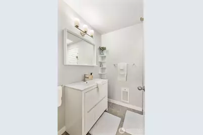 10237 SE 3rd St #5, Bellevue, WA 98004 - Photo 22