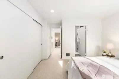 10237 SE 3rd St #5, Bellevue, WA 98004 - Photo 20