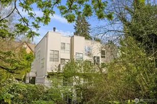 10237 SE 3rd St, Bellevue, WA 98004 - Photo 2