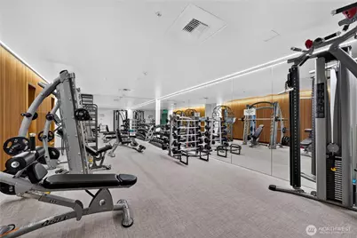 500 106th Ave NE #2103, Bellevue, WA 98004 - Photo 34