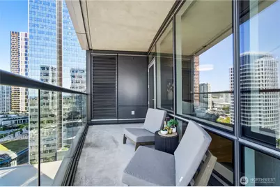 500 106th Ave NE #2103, Bellevue, WA 98004 - Photo 24