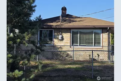 4052 S 36th St, Tacoma, WA 98409 - Photo 2