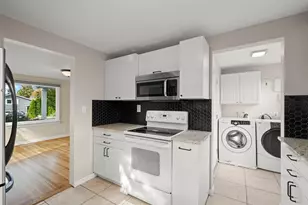 16824 37th Ave S, SeaTac, WA 98188 - Photo 14