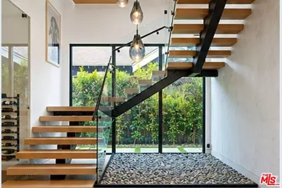 812 N Vista St, Los Angeles, CA 90046 - Photo 6
