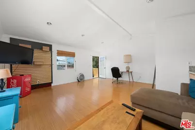 1659 Ellsmere Ave, Los Angeles, CA 90019 - Photo 32