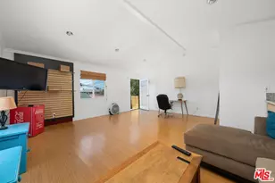 1659 Ellsmere Ave, Los Angeles, CA 90019 - Photo 32