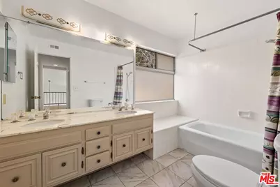 2537 Cordelia Rd, Los Angeles, CA 90049 - Photo 26