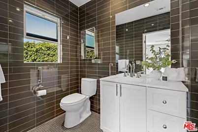 1173 S Point View St, Los Angeles, CA 90035 - Photo 20