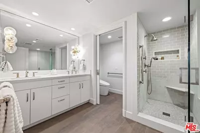 701 Ocean Ave #110, Santa Monica, CA 90402 - Photo 22