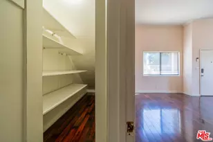 18445 Hatteras St, Los Angeles, CA 91356 - Photo 18