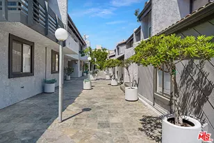 1925 S Beverly Glen Blvd, Los Angeles, CA 90025 - Photo 4