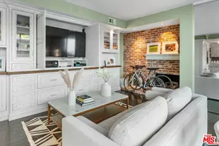 17366 Sunset Blvd, Los Angeles, CA 90272 - Photo 6