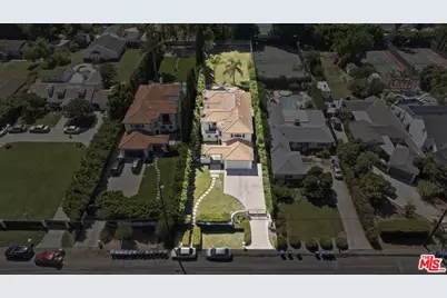 22716 Sylvan St, Woodland Hills, CA 91367 - Photo 44