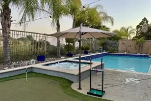 27098 Tube Rose St, Murrieta, CA 92562 - Photo 2