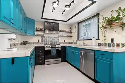 2504 Skyline Dr, Signal Hill, CA 90755 - Photo 14