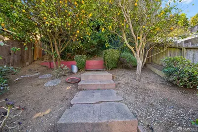 365 Gaven St, San Francisco, CA 94134 - Photo 20