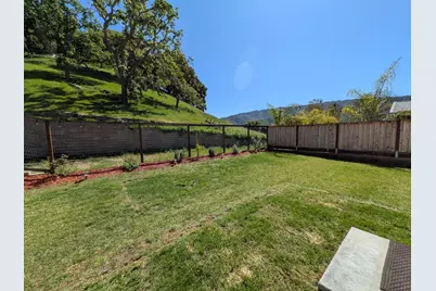 8110 Little Barn Ln, Gilroy, CA 95020 - Photo 8