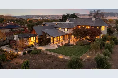 1435 Lakeview Ct, San Martin, CA 95046 - Photo 8