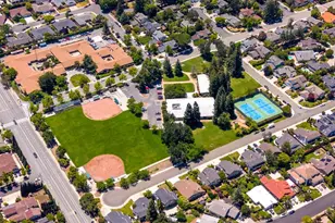 10019 Dove Oak Ct, Cupertino, CA 95014 - Photo 44