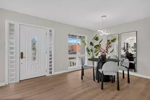 2487 Fernwood Ave, San Jose, CA 95128 - Photo 8