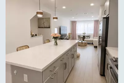 717 Santa Cecilia Ter, Sunnyvale, CA 94085 - Photo 2