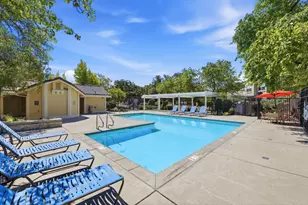 22190 W Lyndon Loop, Castro Valley, CA 94552 - Photo 6