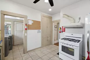 230 S 10th St, San Jose, CA 95112 - Photo 18