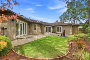 18113 Saratoga-Los Gatos Rd, Monte Sereno, CA 95030 - Photo 36